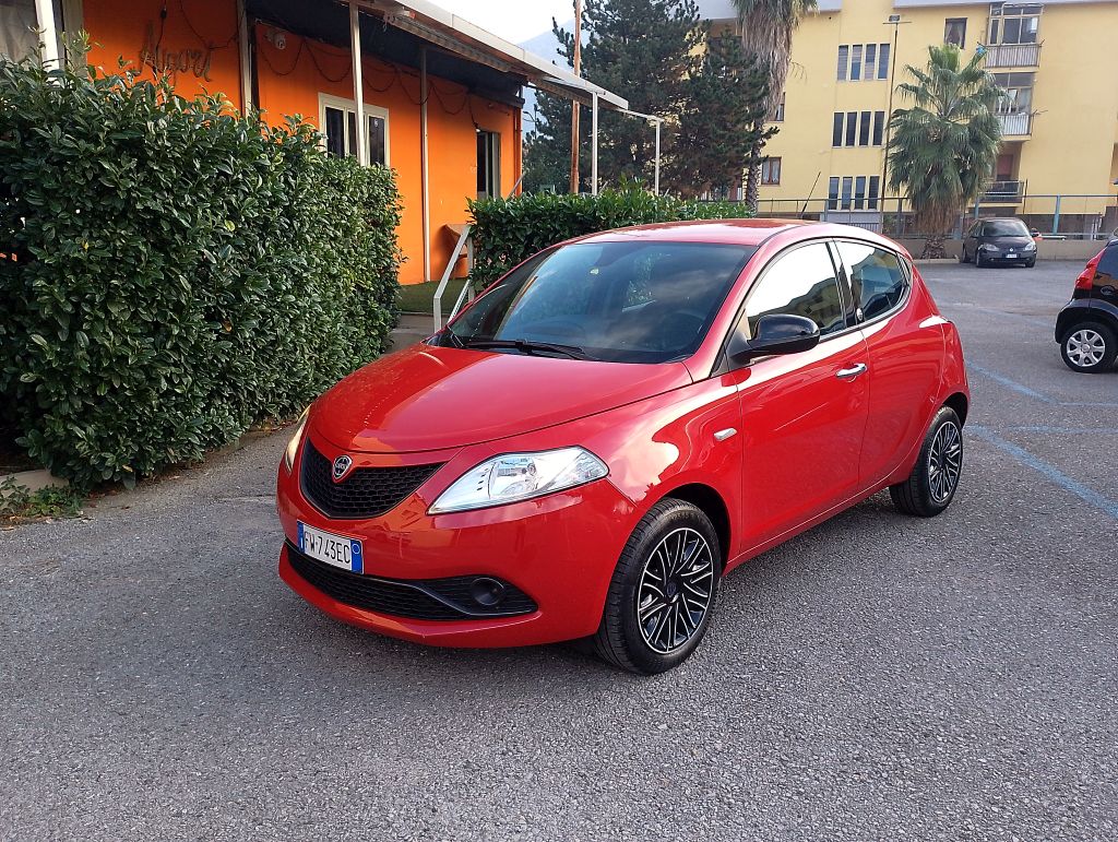 LANCIA Ypsilon 1.2 ecochic 